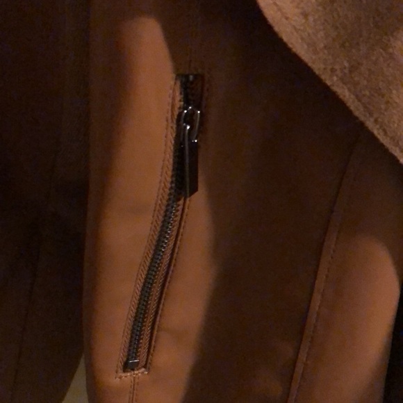 Jacket - Picture 2 of 3